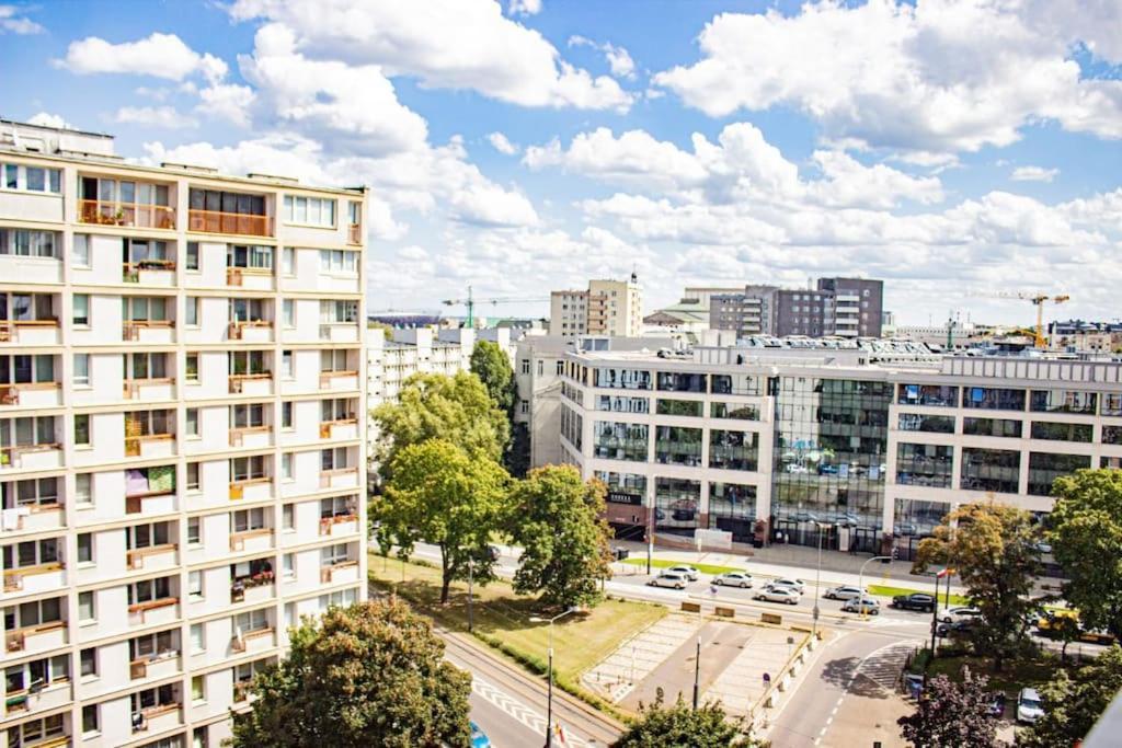 Central Apartment With Balcony And Views, Old Town, Metro Warsaw Luaran gambar